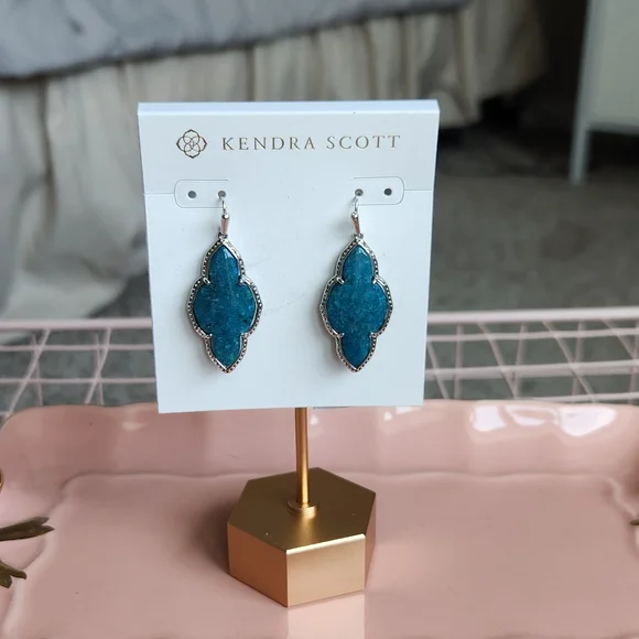 Kendra Scott Abbie Blue Silver Drop Earrings - Picture 2 of 3